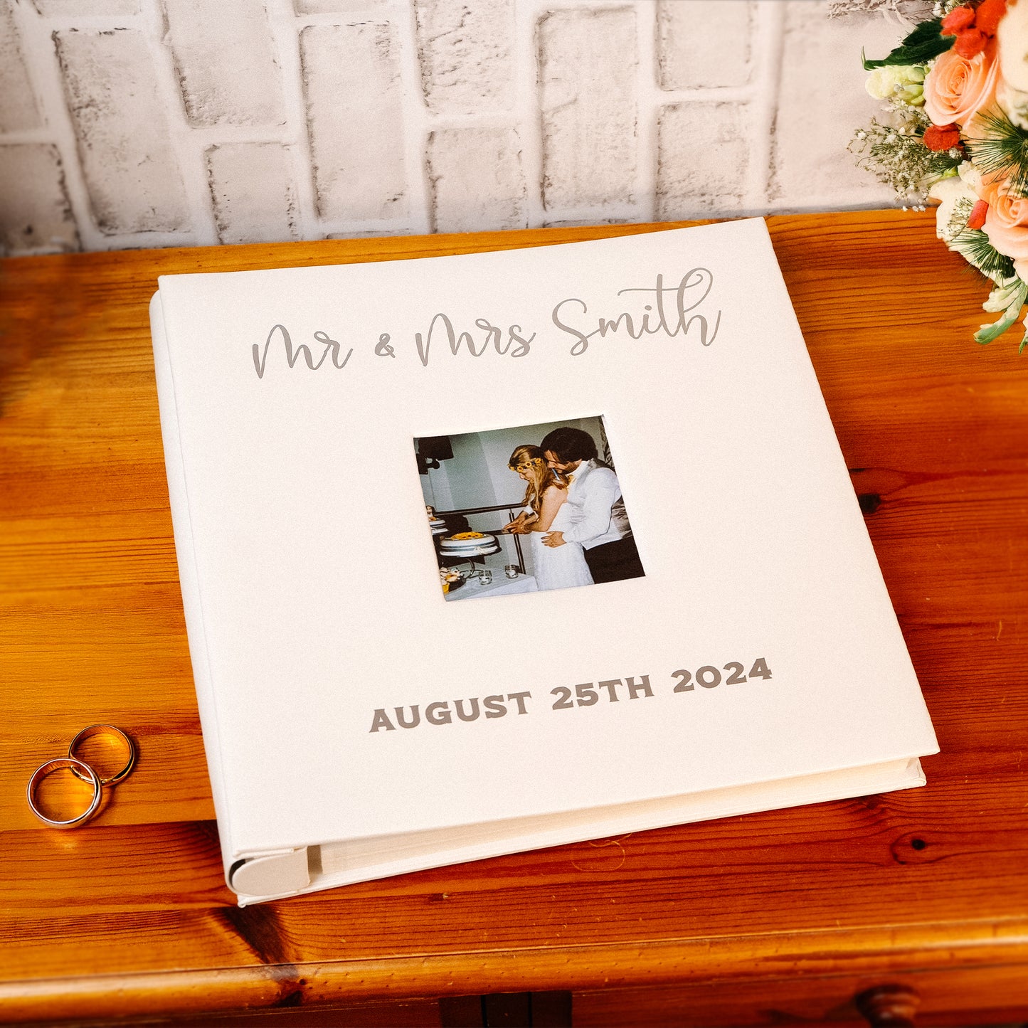 "Mr & Mrs" Wedding Photo Album with Date